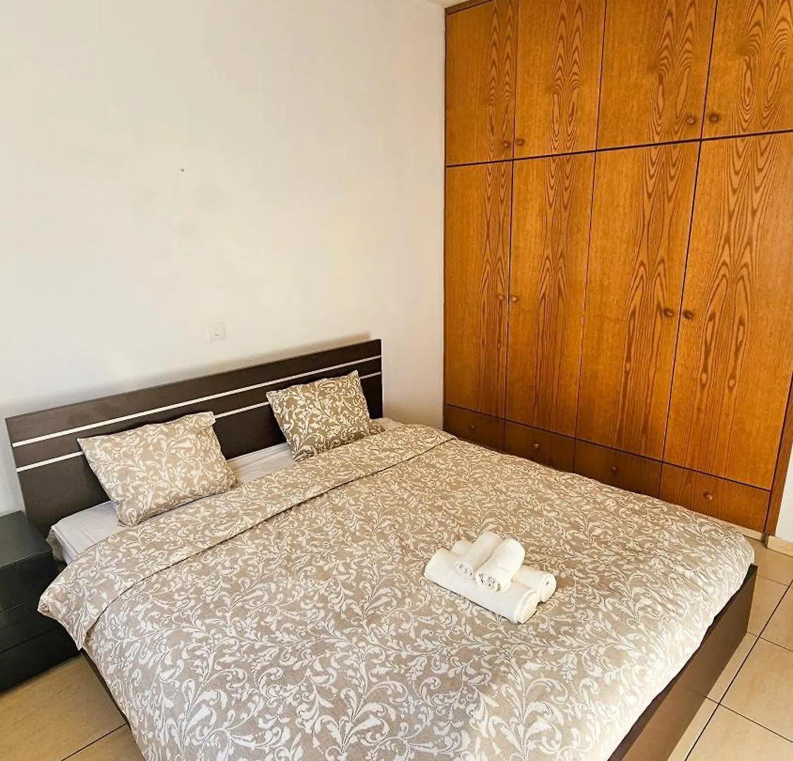 Apartment Unique City Rooms Larnaca